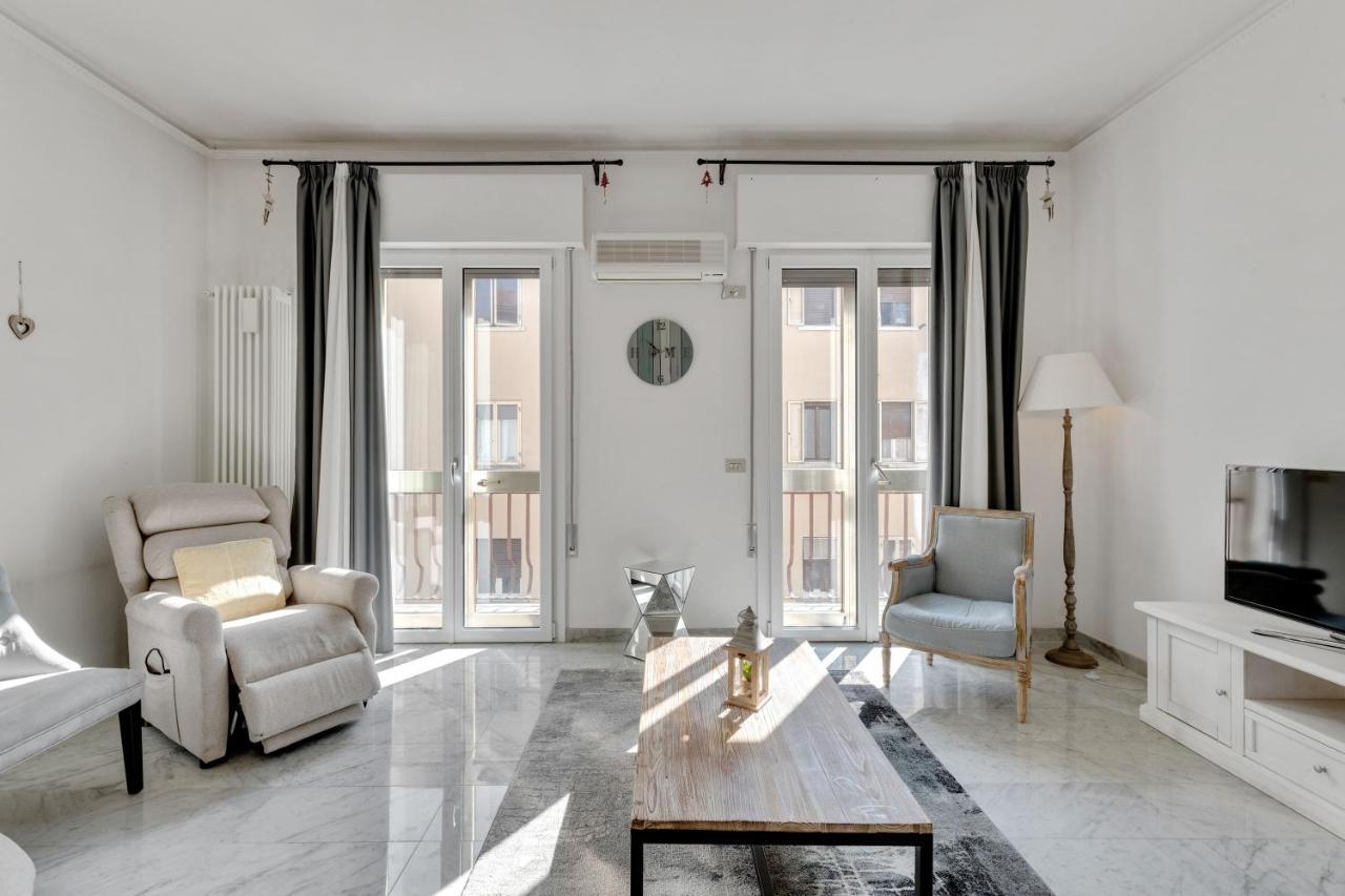 Elegant Blue Apartment Vicence Extérieur photo