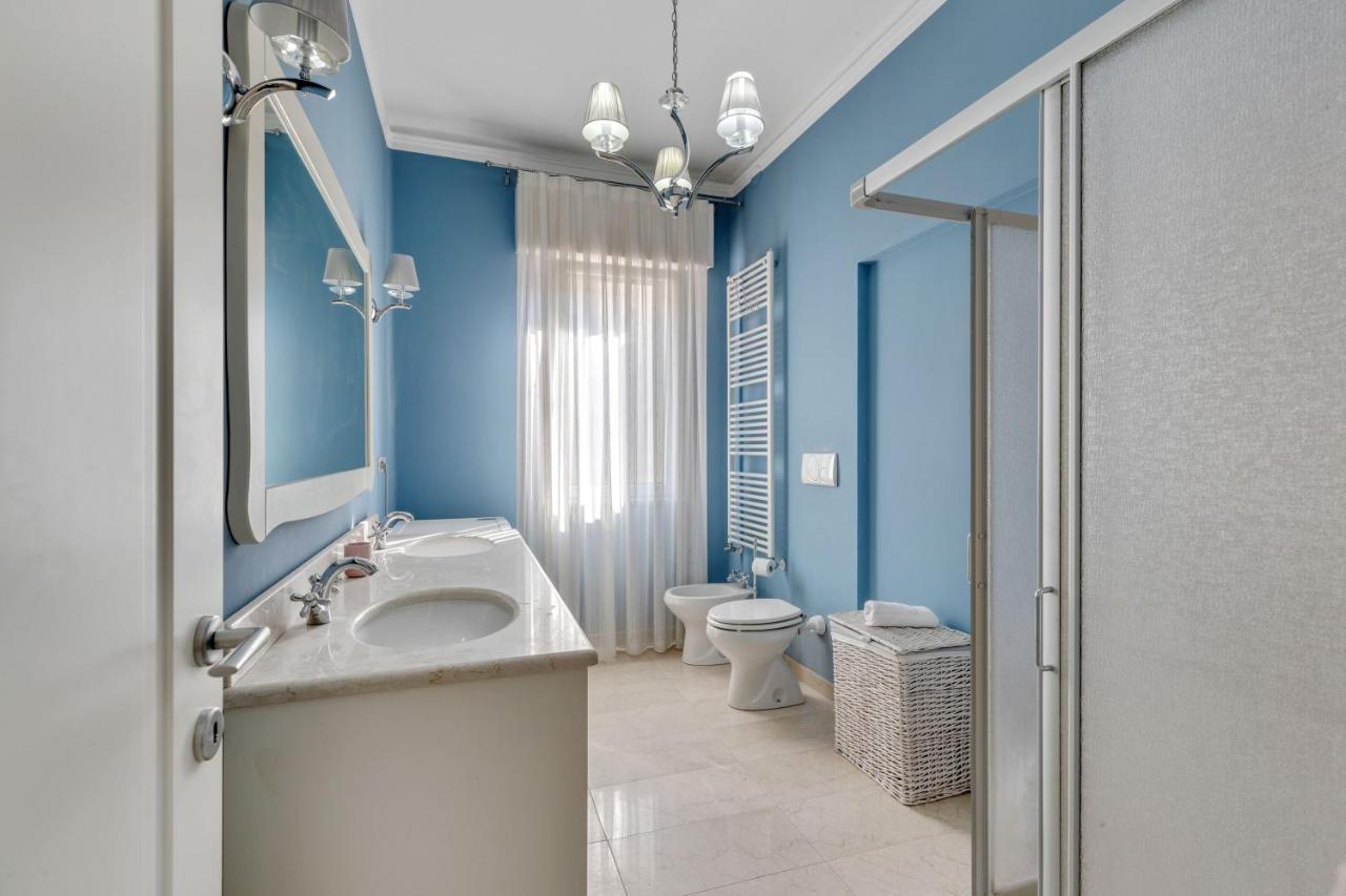 Elegant Blue Apartment Vicence Extérieur photo