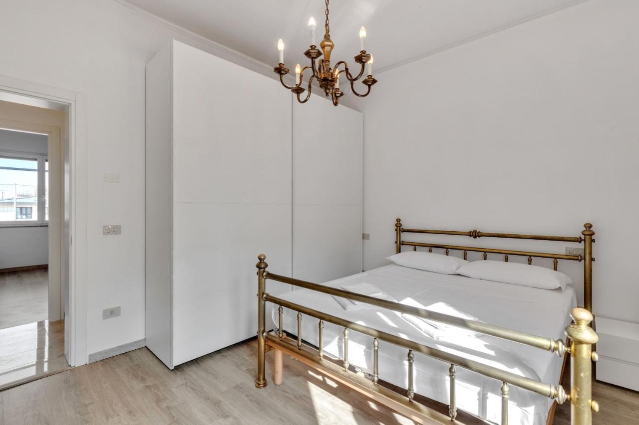 Elegant Blue Apartment Vicence Extérieur photo